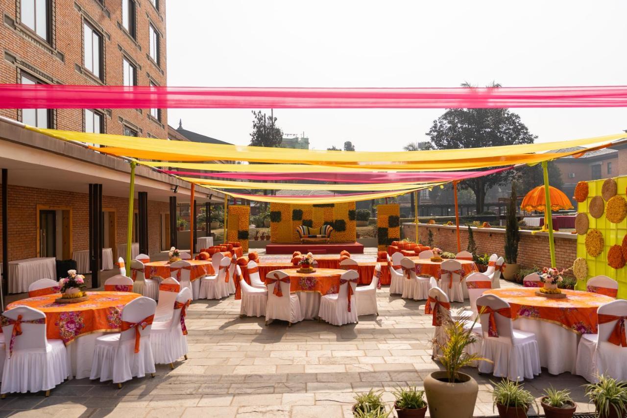 Hotel The Soaltee Kathmandu Exterior foto